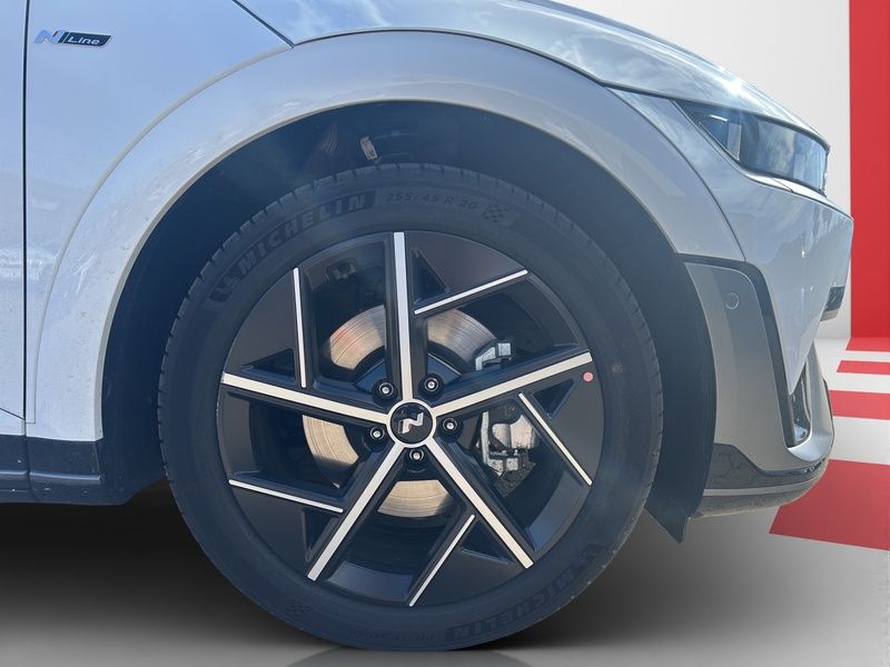 Fahrzeugabbildung Hyundai IONIQ 5 FL Nine X Pano-Glasdach Park-P Sitz-P