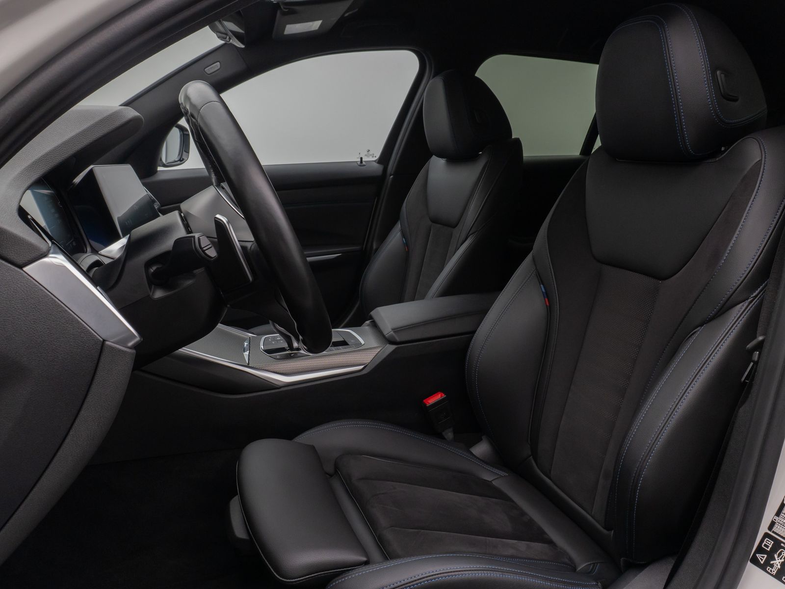 Fahrzeugabbildung BMW 330i xD M Sport Laser DAB Lenkrhzg Komfort Alarm