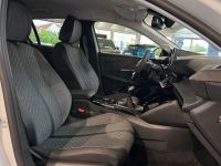 Peugeot 208 - Vorschau Bild 8