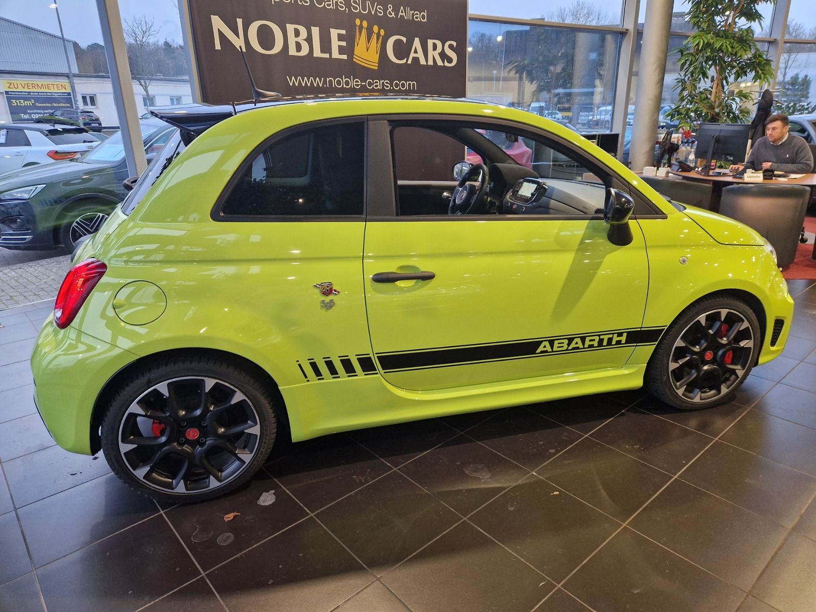 Fahrzeugabbildung Abarth 595 Competizione BREMBO NAV DAB ALU