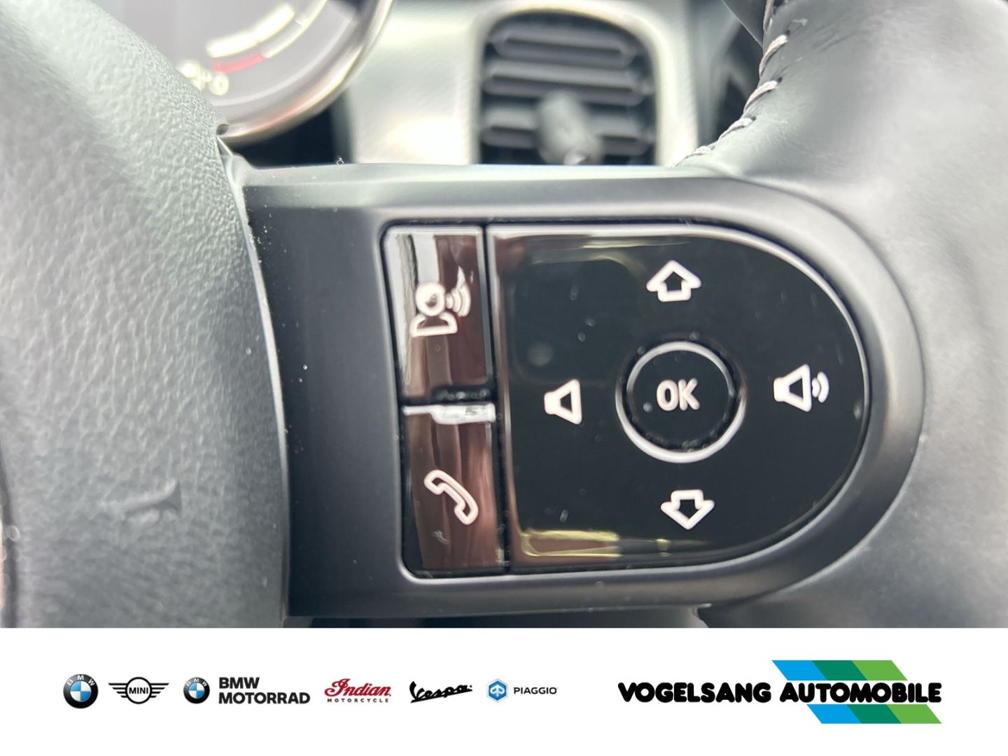 Fahrzeugabbildung MINI Cooper S Cabrio MINI Yours Trim,HeadUp,Rückfahrk