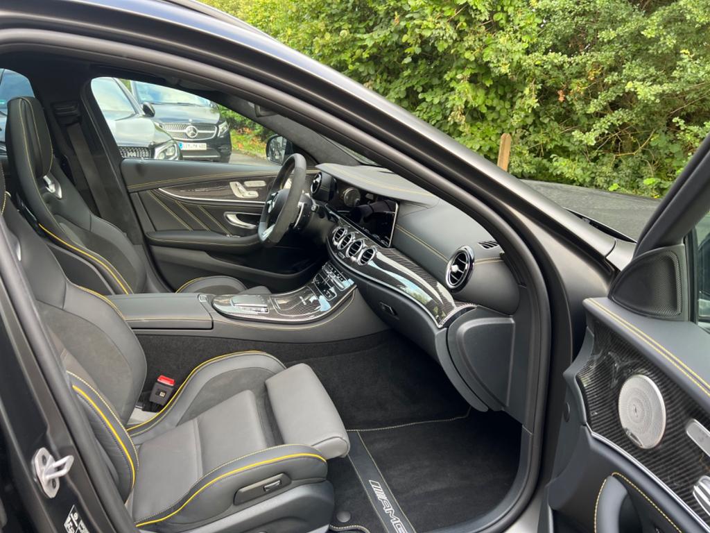 Mercedes-Benz E 63 AMG