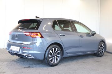 Volkswagen Golf VIII 2.0 TDI Active HUD+AID+MATRIX+PANO+AHK