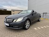 Mercedes-Benz E 350 E Cabrio E 350 CDI BlueEfficiency - Mercedes-Benz E 350 mit Diesel-Antrieb