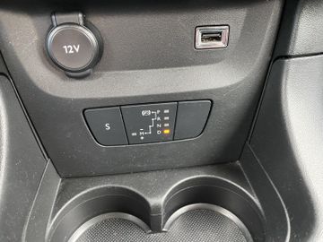 Bild 19 Citroën C3 PureTech 1.2 Shine Automatik/LED/Regen+Licht