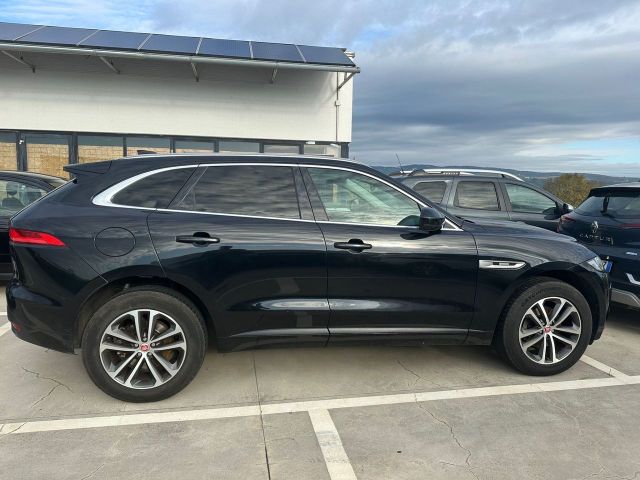 Jaguar F-Pace 2.0 D 180 CV AWD aut. R-Sport TETT