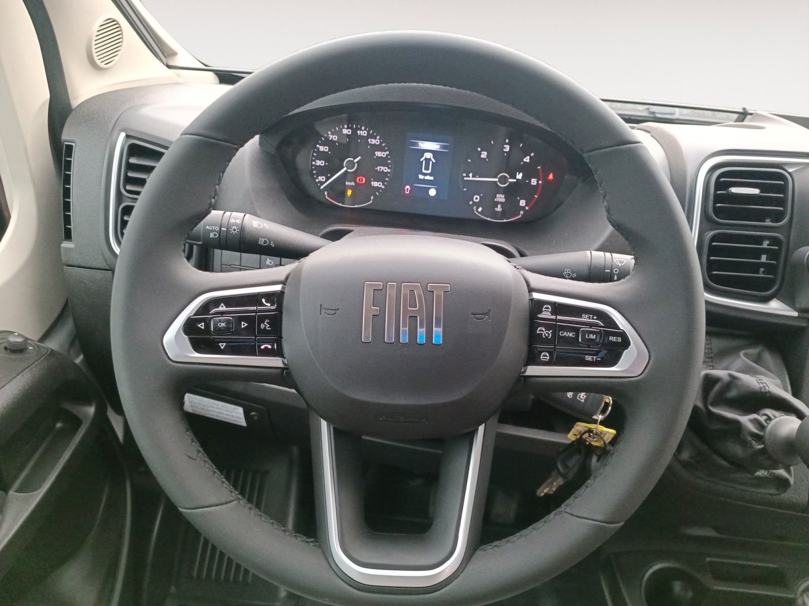 Fahrzeugabbildung Weinsberg CaraBus 600 MQ Edition Fire *Aufstelldach*LED