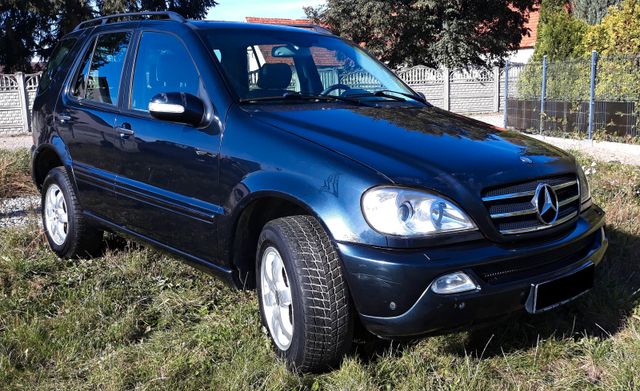 Mercedes-Benz ML 400CDI FL BJ.2002 Xenon Ahk Leder Navi