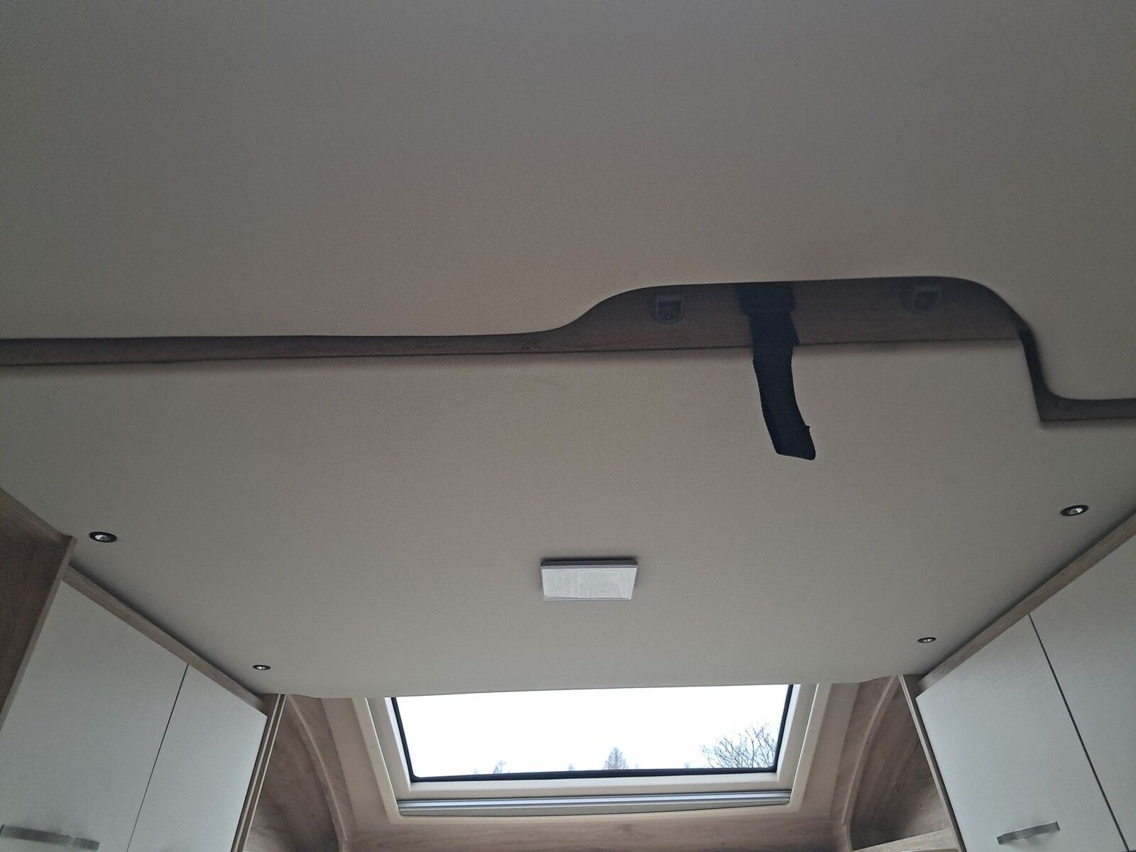 Fahrzeugabbildung Eura Mobil Profila RS PRS 675 SB Dachklima Lithium Mondial