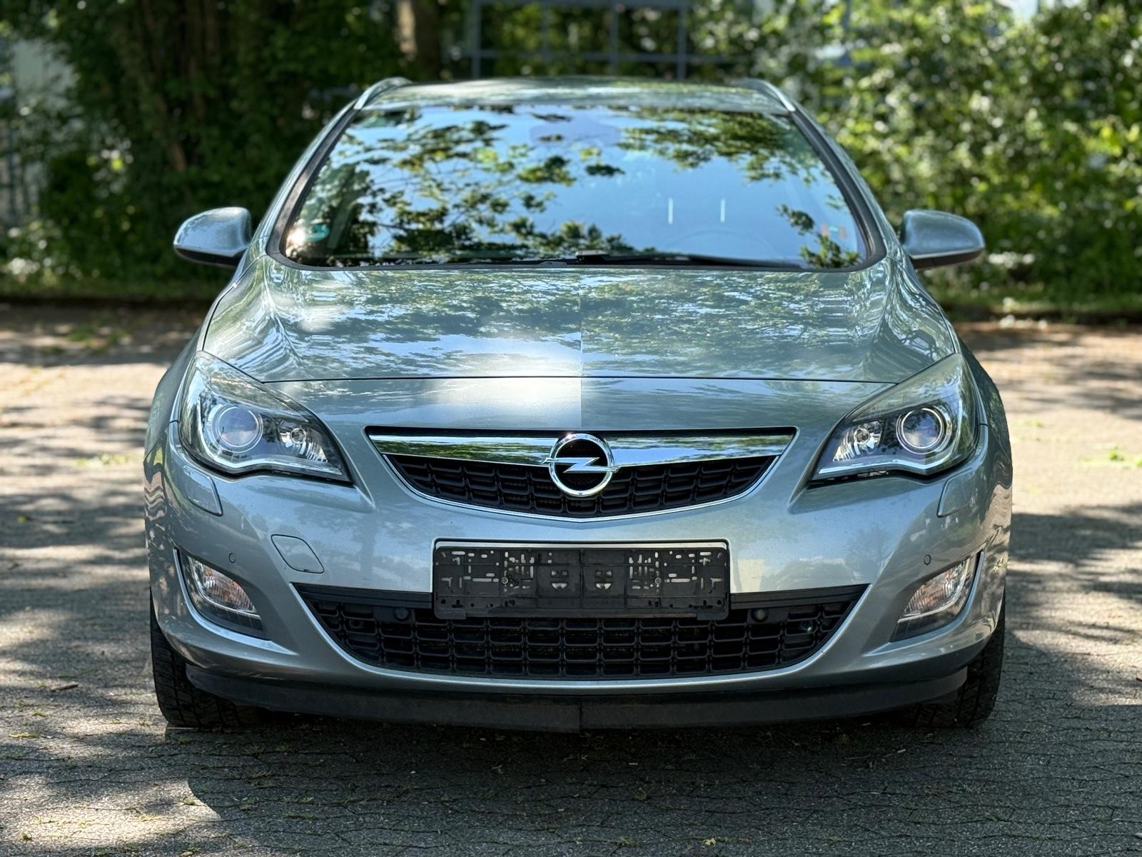 Opel Astra J Sports Tourer Innovation 1,4 Liter Turbo