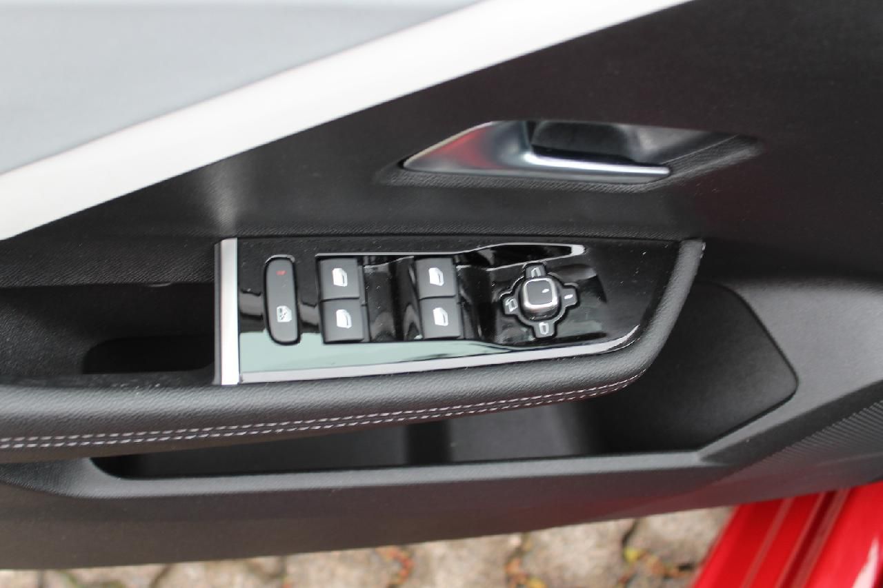 Fahrzeugabbildung Opel Astra ST 1.2T Elegance