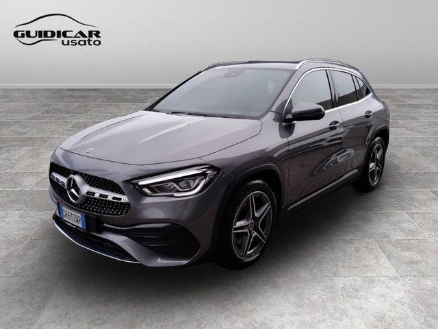 Mercedes-Benz GLA-H247 2020 - GLA 200 d Premium 