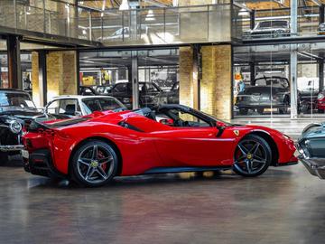 2022 Ferrari SF90 照片 4