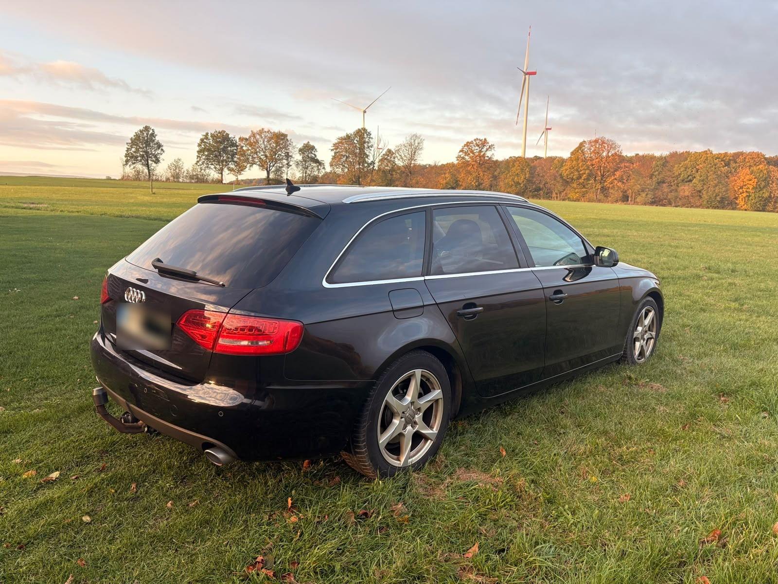 Audi A4 2009 — engine 190 HP (140kW)