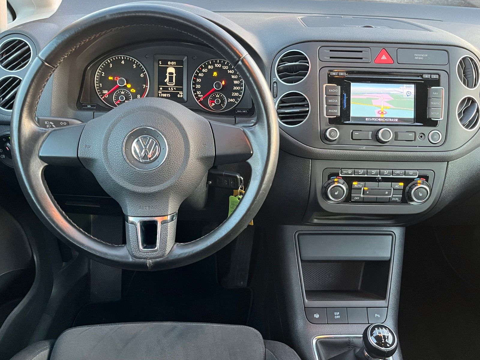 Fahrzeugabbildung Volkswagen Golf Plus VI 1.4 TSI Highline Navi PDC Alcantara