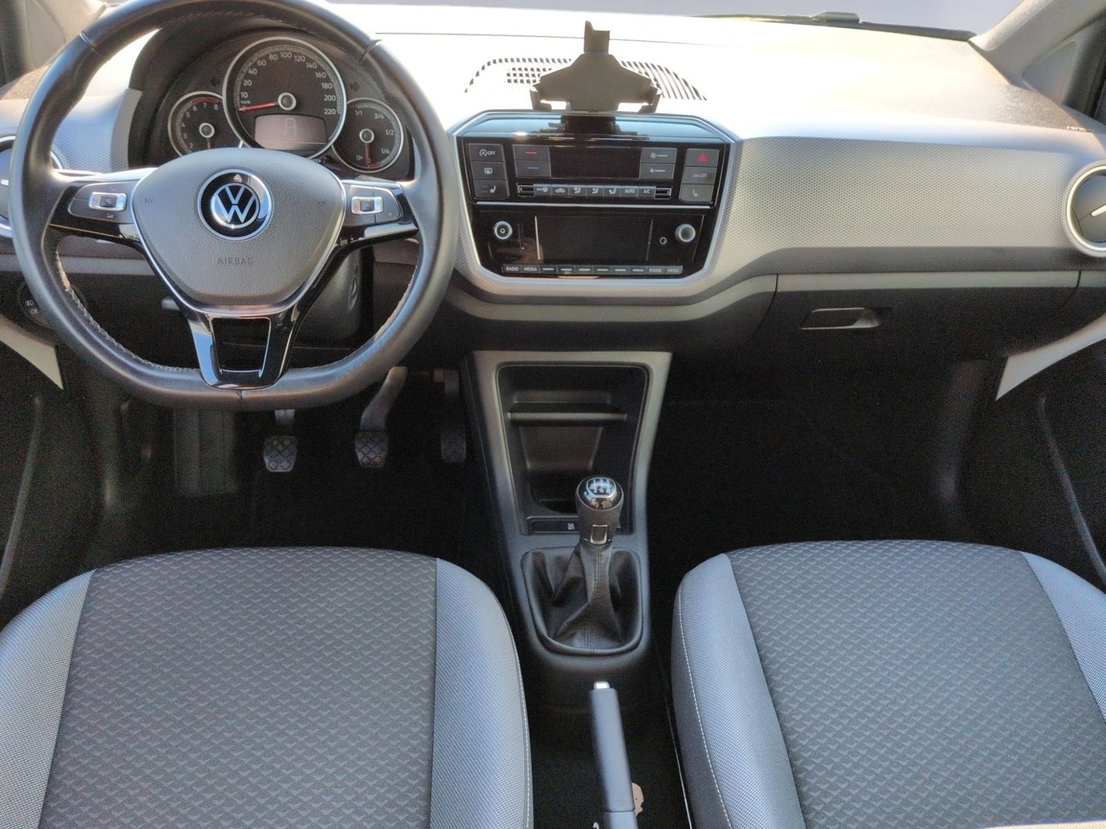 up! 1.0 Active MAPS&MORE+SHZ+LANE-ASSIST+KLIMA