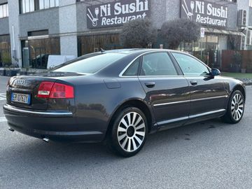 Audi A8 - 5