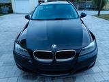 BMW 318d Touring - - BMW 318 aus 2010: Kombi, 318d