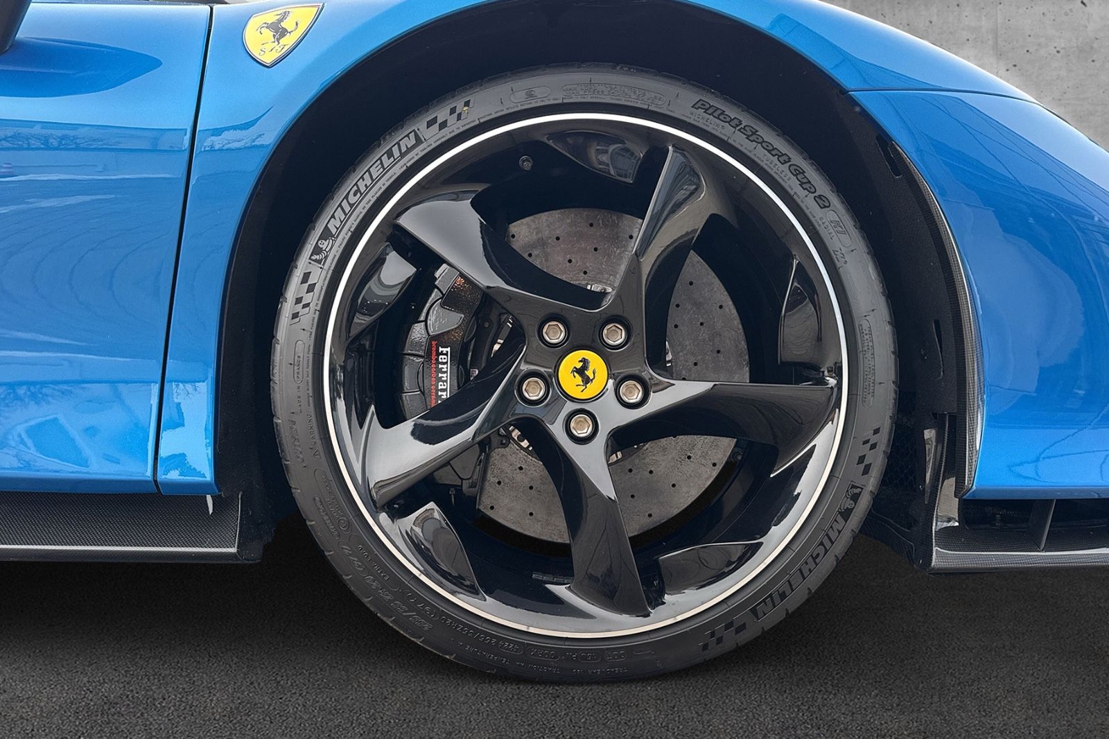 Fahrzeugabbildung Ferrari SF90 XX*1 owner*VAT*German car*PPF