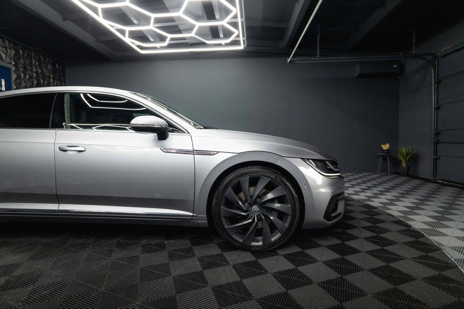 Fahrzeugabbildung Volkswagen Arteon R-Line+ 4Motion | ACC | Massage | LED