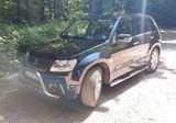 Suzuki Grand Vitara 2.4 Comfort+ Neuer Motor 30.000 km - Suzuki Grand Vitara: 3.2