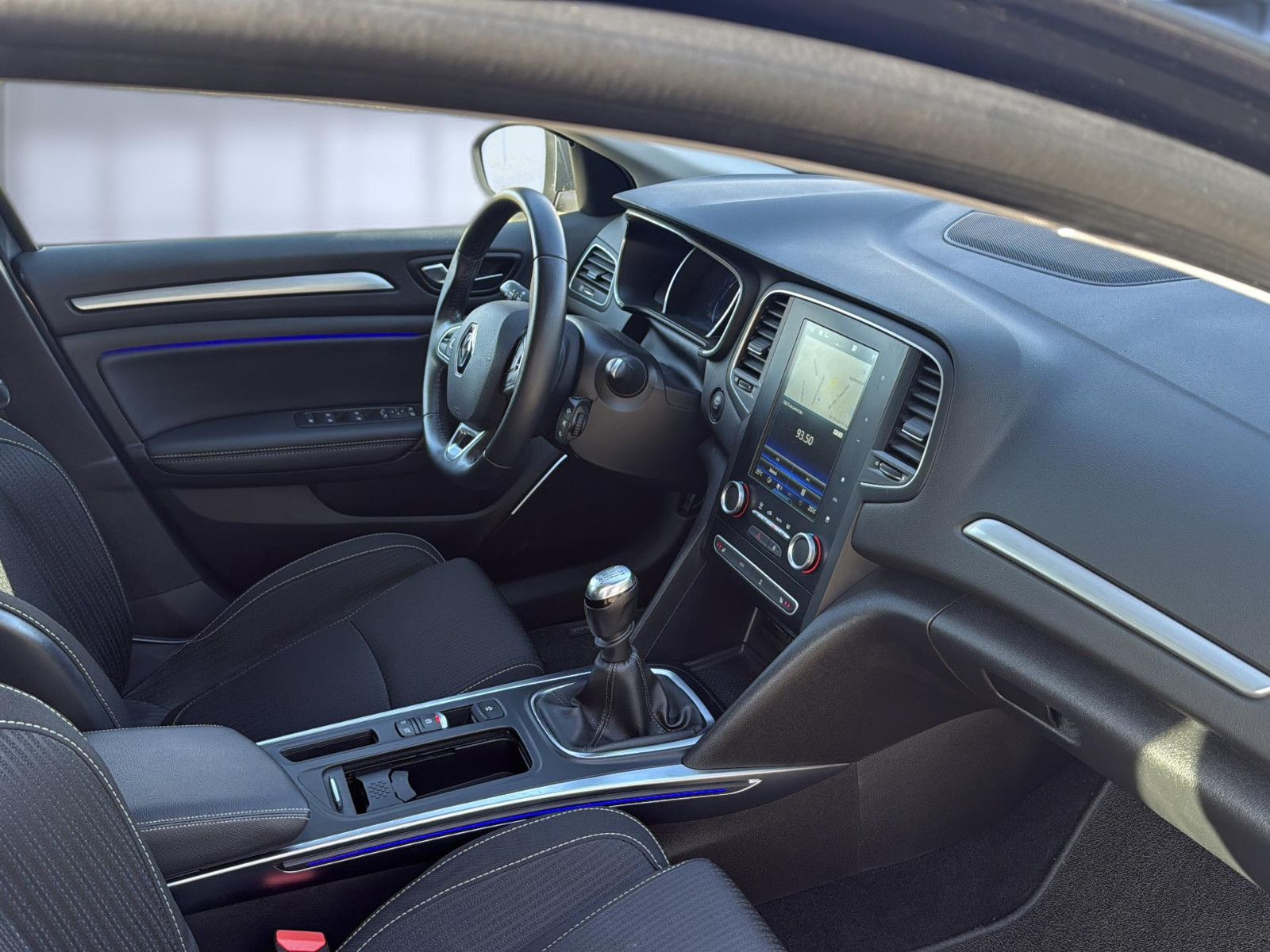 Fahrzeugabbildung Renault Megane IV Grandtour Intens/ 1. Hand