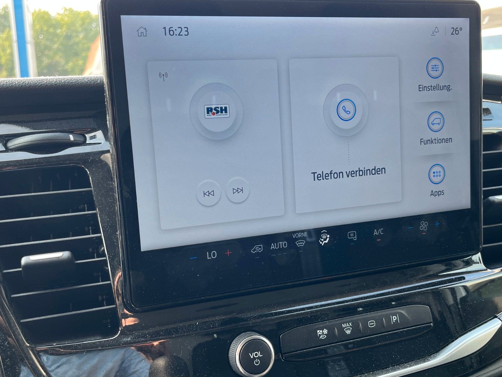 Fahrzeugabbildung Ford Transit 350 L3 Kasten LKW hoch lang KLIMA AHK