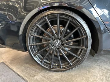 Audi S4 *B&O*TEMPO*NAV*CARBON*PDC*ALCANTARA*20Zoll*