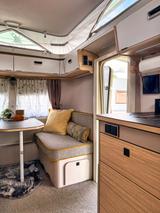 HYMER / ERIBA / HYMERCAR Touring 530 Facelift  - HYMER / ERIBA silber Wohnwagen