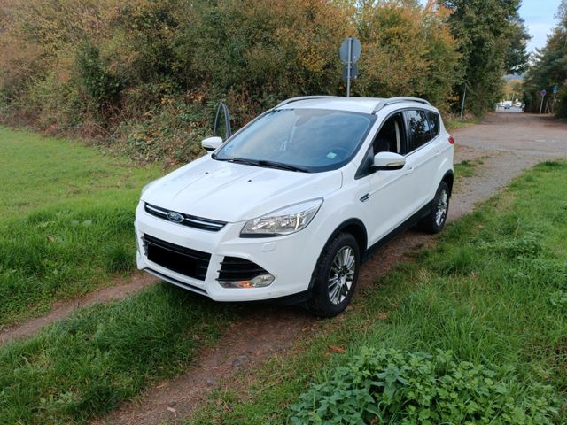 Ford Kuga 2,0 TDCi 4x4 132kW Titanium