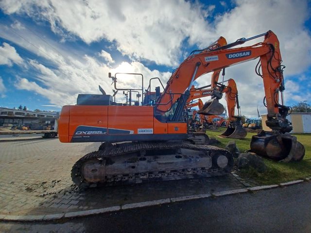 Inne Develon-Doosan DX255LC-5