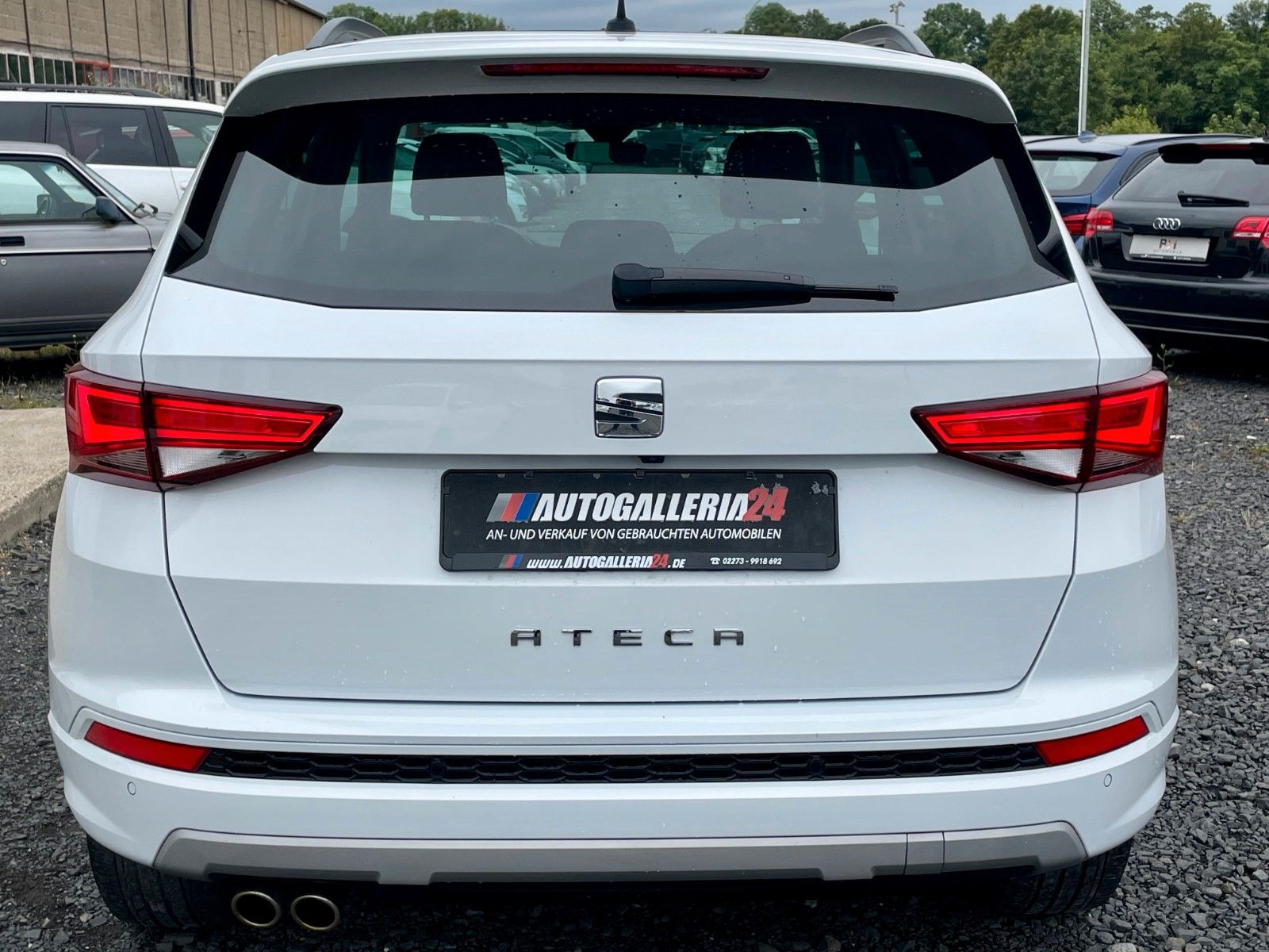 Fahrzeugabbildung SEAT Ateca FR 1.5 TSI DSG Navi LED ACC STANDHZG R-Kam