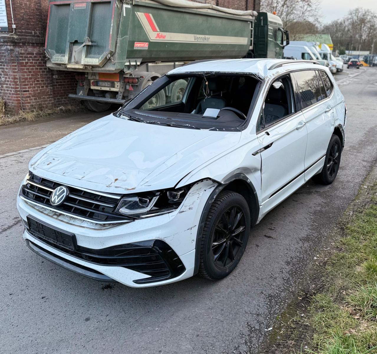 Volkswagen Tiguan Allspace 2.0 TDI R-Line 4Motion Automatik