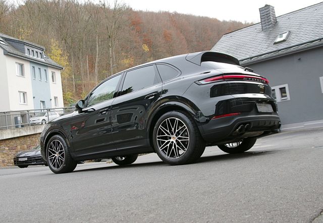Porsche Cayenne*21"RS-Spyder,Luft,Pano,ACC,BOSE,LHZ,360°