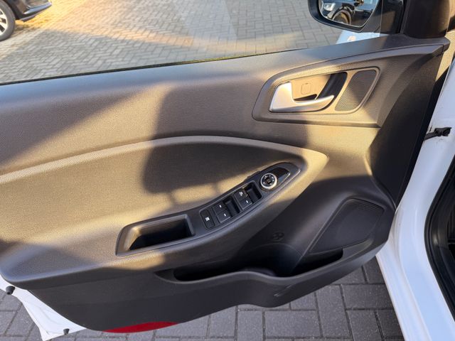 Hyundai i20 1.2 blue YES!