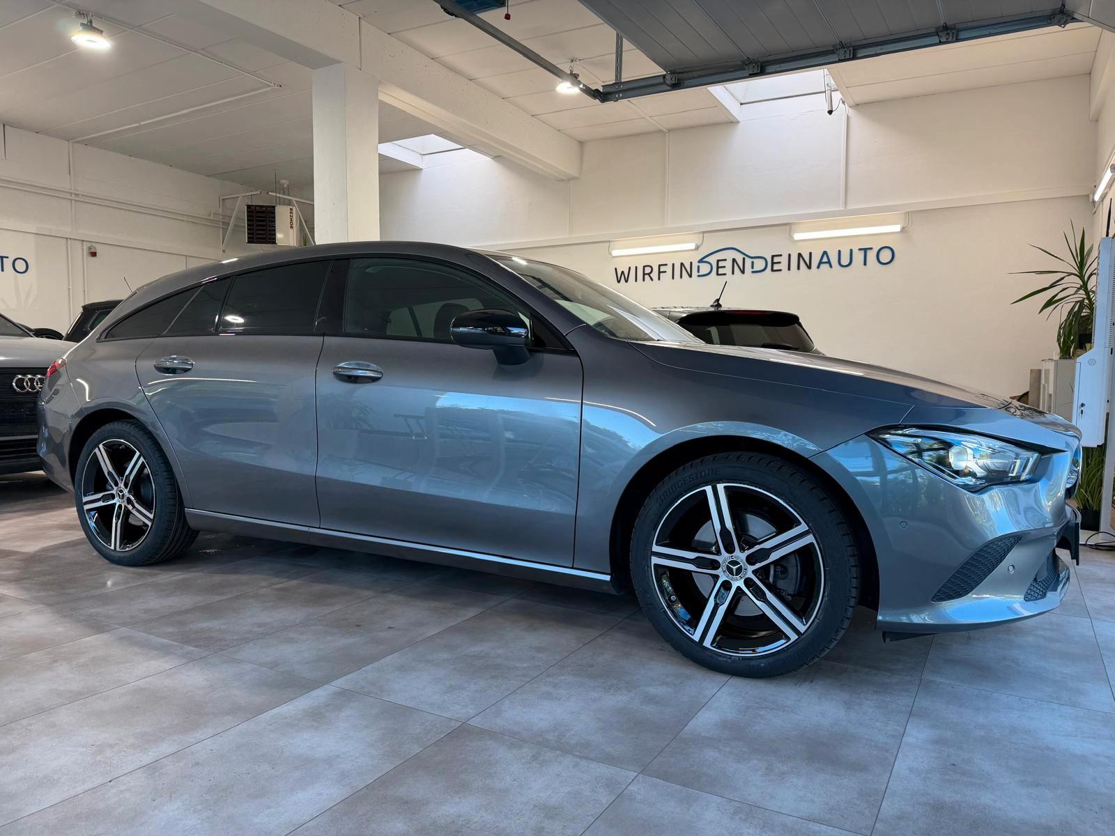 Mercedes-Benz CLA 200d Kombi*Pano*AHK*org. 8900km*wie neu