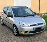 Ford Fiesta Ghia, Schiebedach, 37.100km, E... - Ford Fiesta aus 2002: Ghia