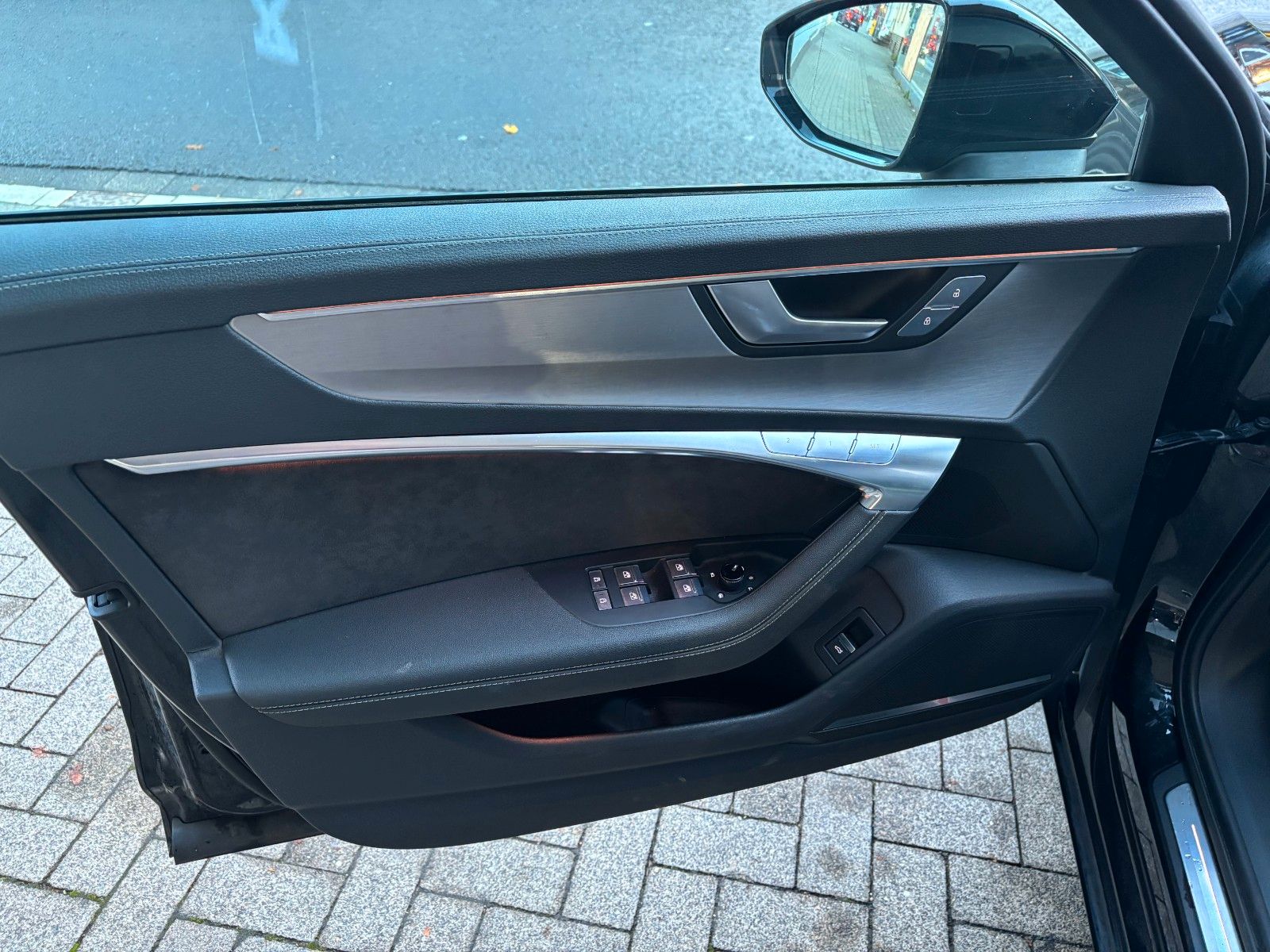 Fahrzeugabbildung Audi A6 Avant 50 TDI *S-Line*Pano*HUD*B&O*Kamera