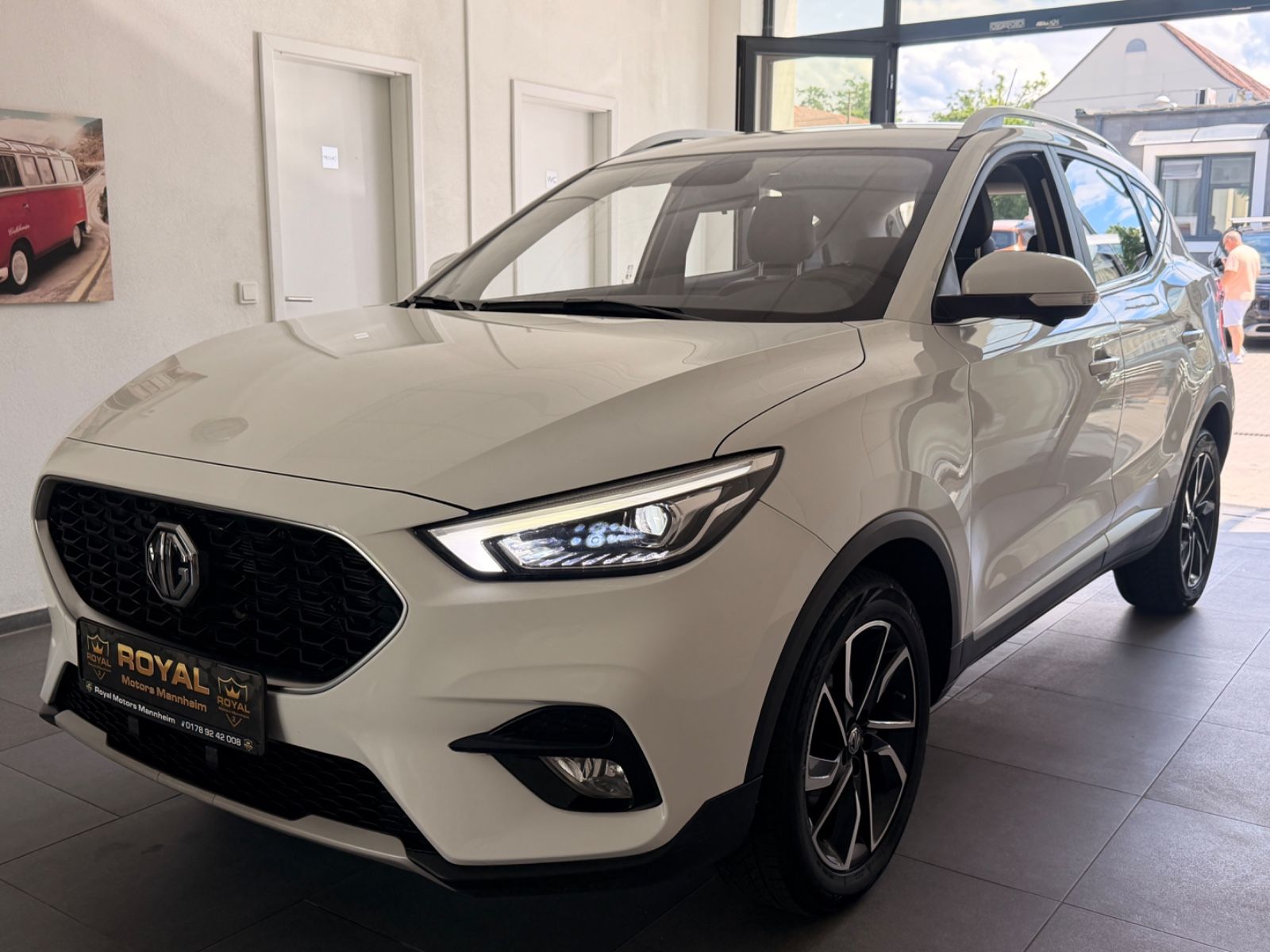 MG ZS