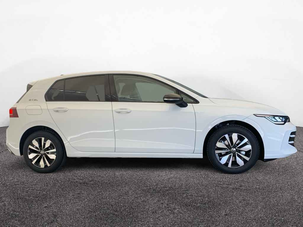 Volkswagen Golf VIII GOAL 1.5 eTSI DSG *AHK*R-CAM*ACC* foto 5