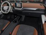 Volkswagen ID.4 Pro Performance Infotainment-Paket NAVI AHK - mit Elektro-Antrieb: Geländewagen