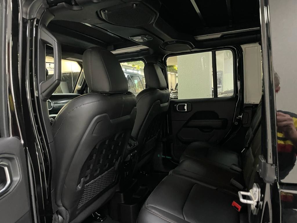 Fahrzeugabbildung Jeep 392 UNLIMITED RUBICON 6.4L-V8 SKY ONE 1.HD