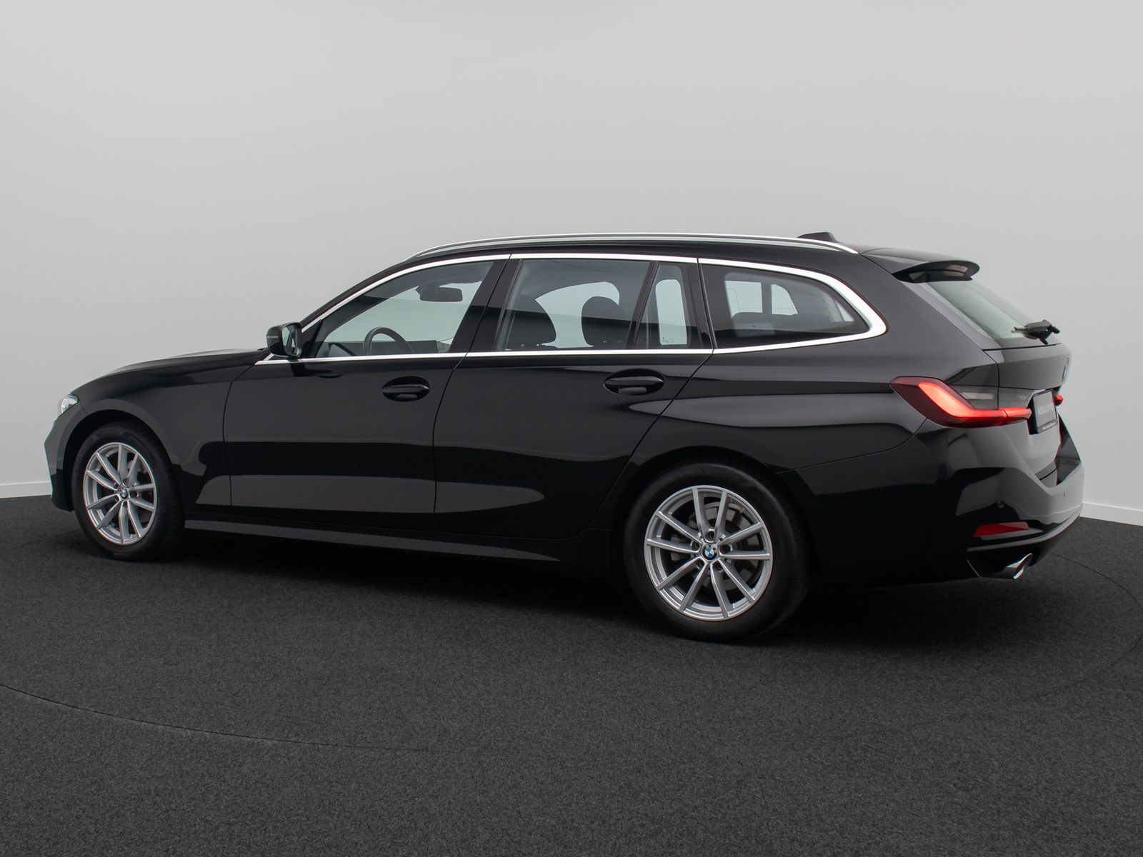 Fahrzeugabbildung BMW 318i Widscreen DAB GeschwindigReg CockpitPlus