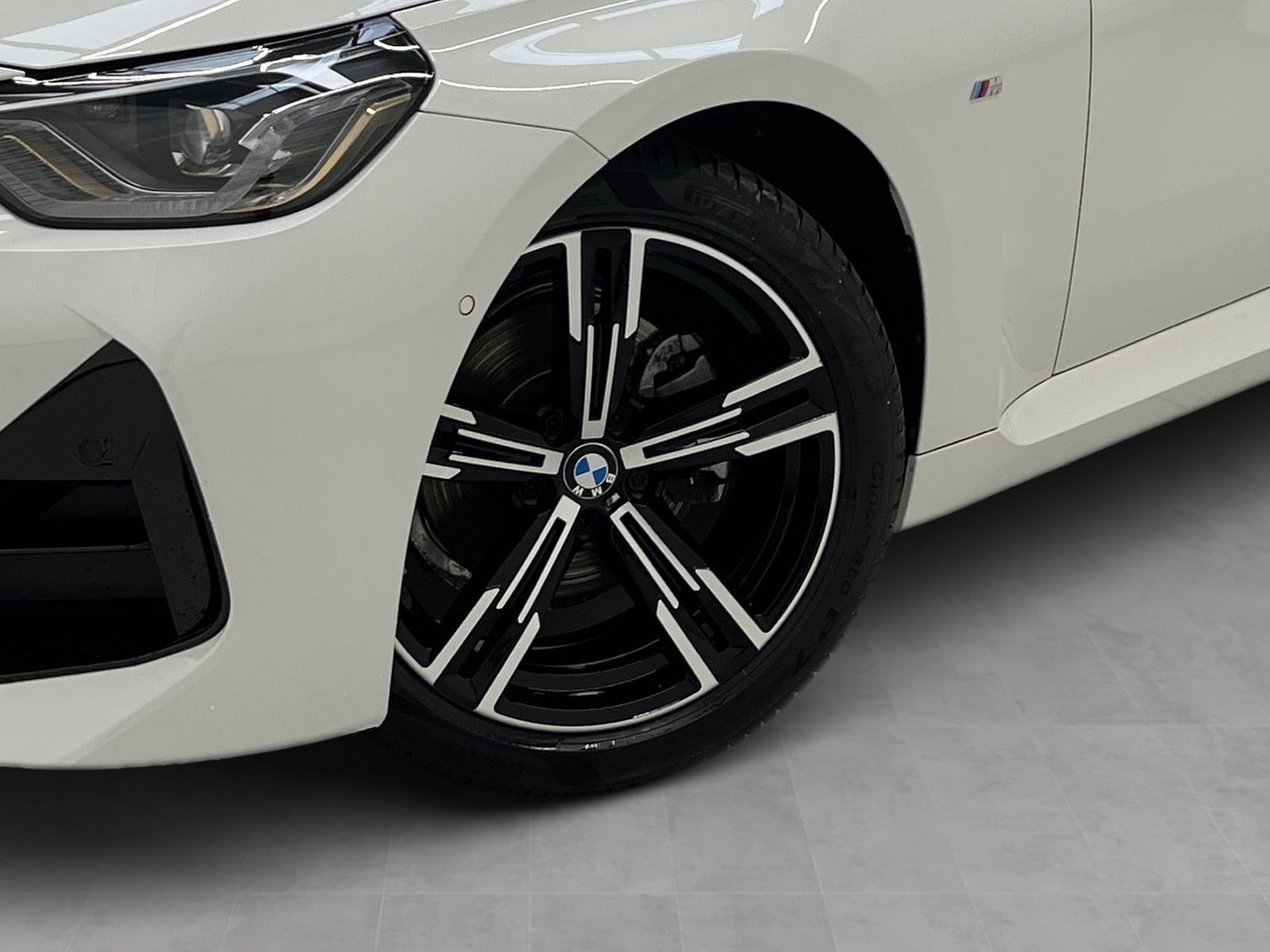 BMW 220 - Bild 8