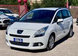 Peugeot 5008 1.6 HDi 115CV Allure - Peugeot 5008 aus 2013