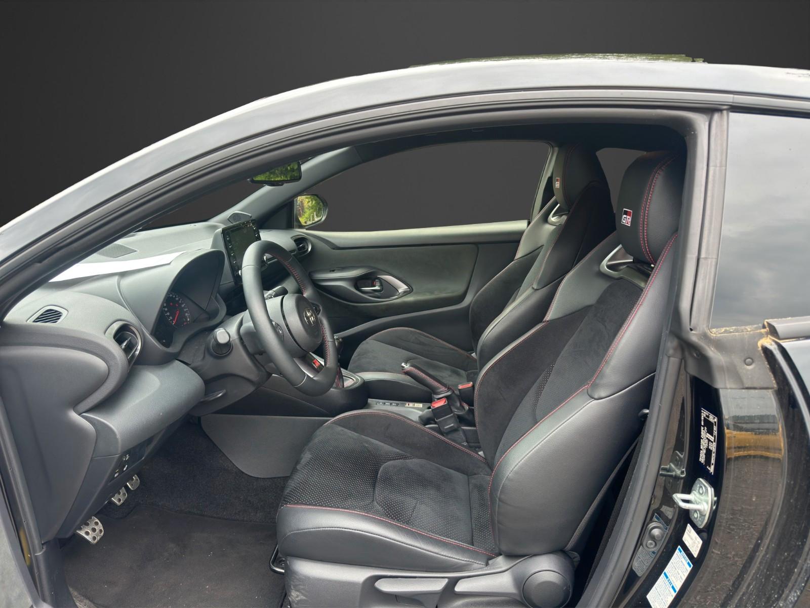TOYOTA YARIS GR 1.6-L-TURBO 261CH