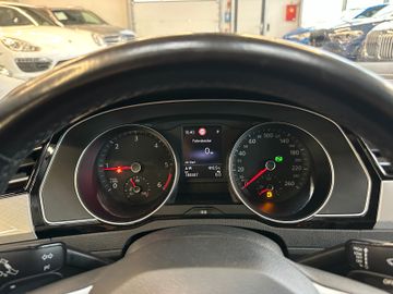 Volkswagen Passat Variant Business*MirrorLink*2. Hand*Klima