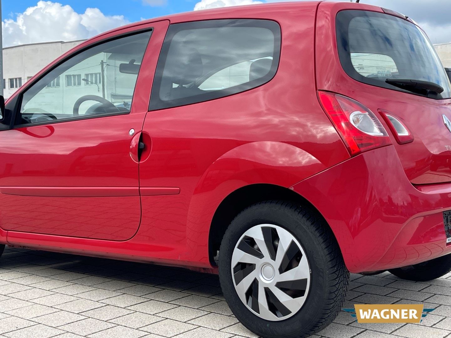 Fahrzeugabbildung Renault Twingo Expression 1.2 16V Ölwechsel neu