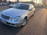 Mercedes-Benz Mercedes Benz  E240 - Mercedes E 240 mit Anhängerkupplung