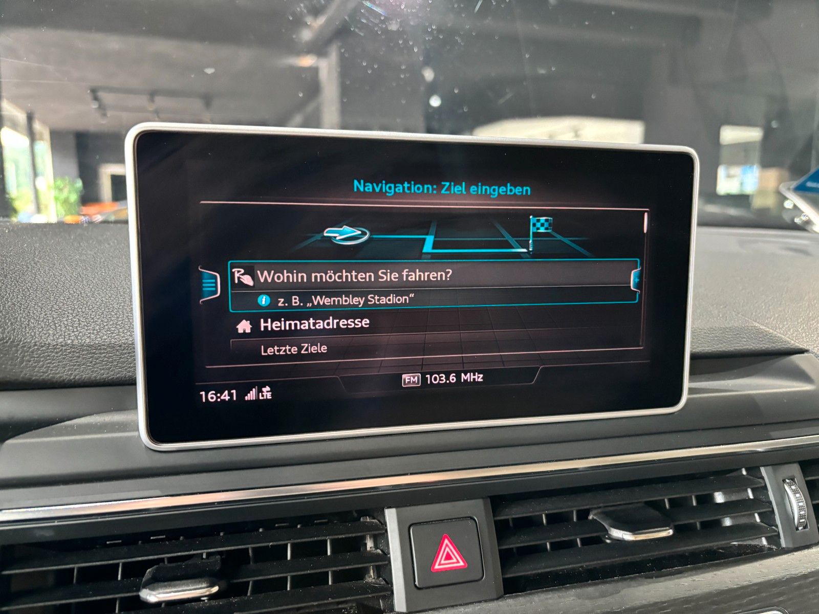 Fahrzeugabbildung Audi A4 Allroad quattro  VIRTUAL/AMBIENTE/KAMERA/SHZ/